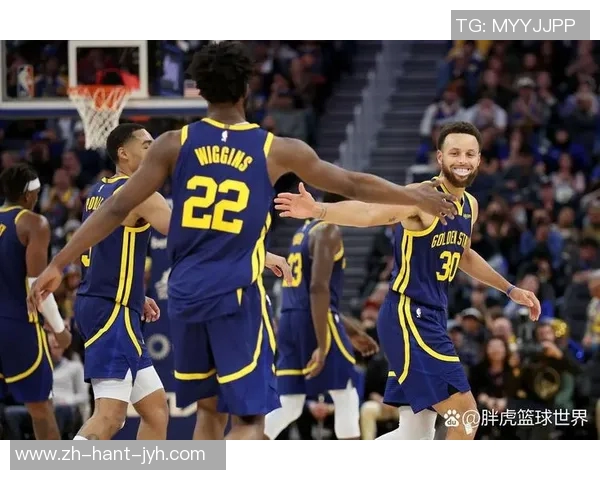 库里因背伤缺阵对抗雄鹿昨日失误创本赛季新高 库里因背伤缺阵对抗雄鹿昨日失误创本赛季新高