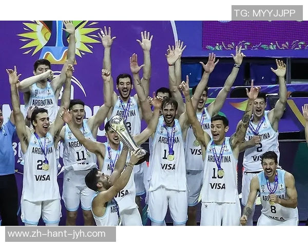 美国男篮与阿根廷队的激烈对决揭示篮球世界的竞争与荣耀 美国男篮与阿根廷队的激烈对决揭示篮球世界的竞争与荣耀